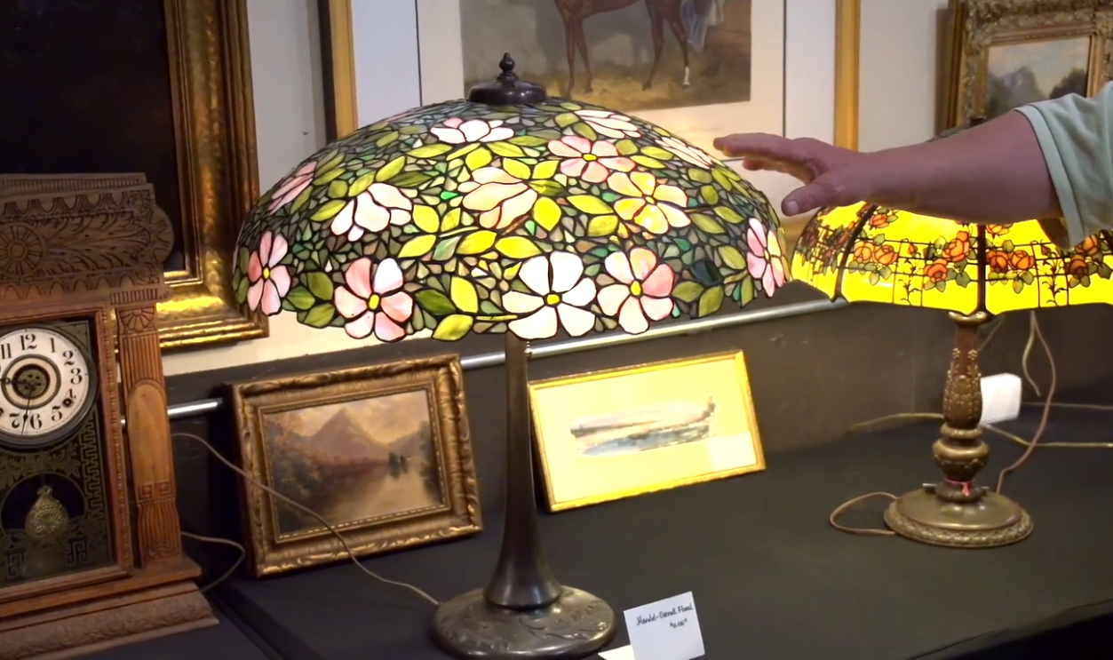 Handel Reverse Painted Lamp (1920s)