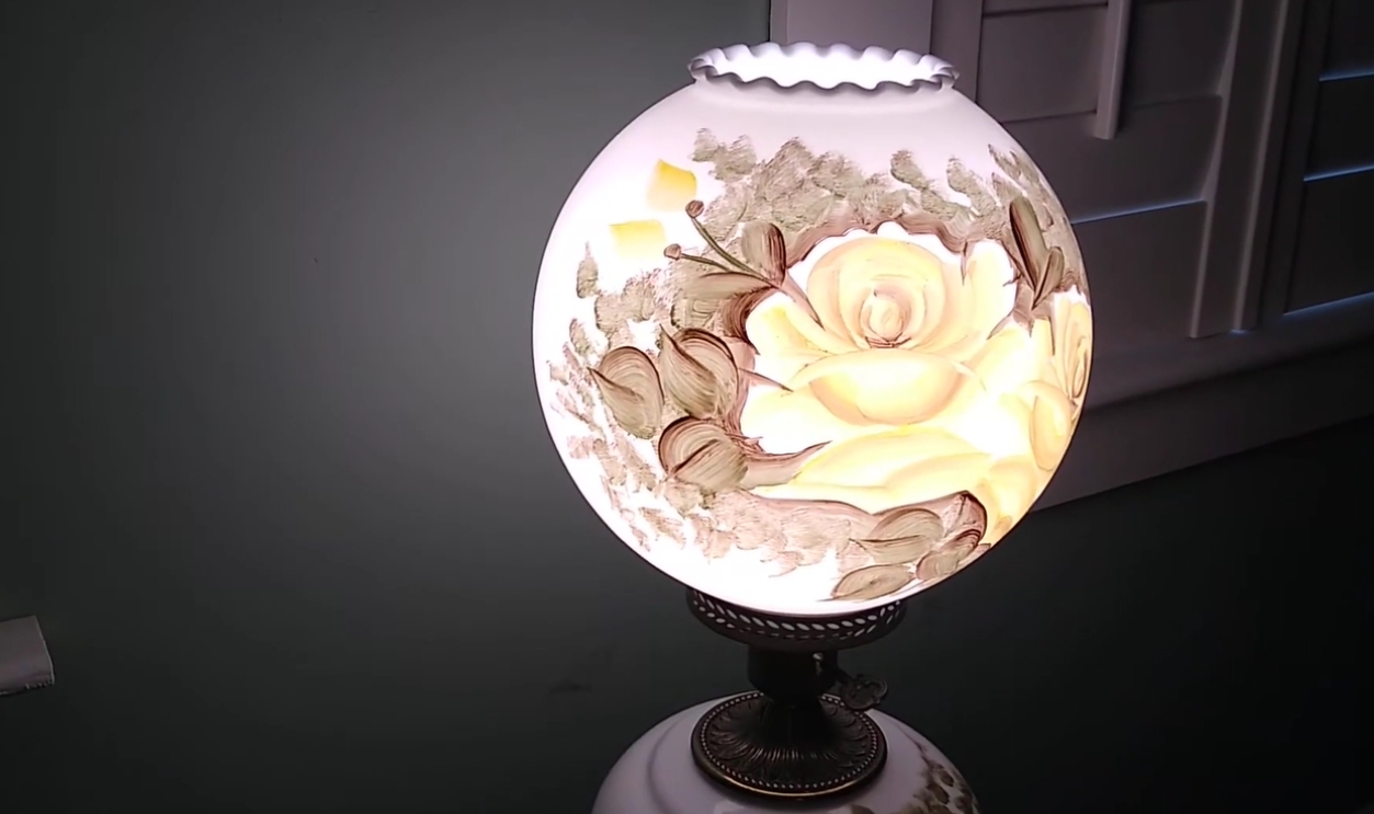 Gone With the Wind Lamp (1890s)