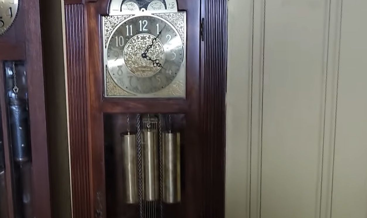 Grandfather Clock 