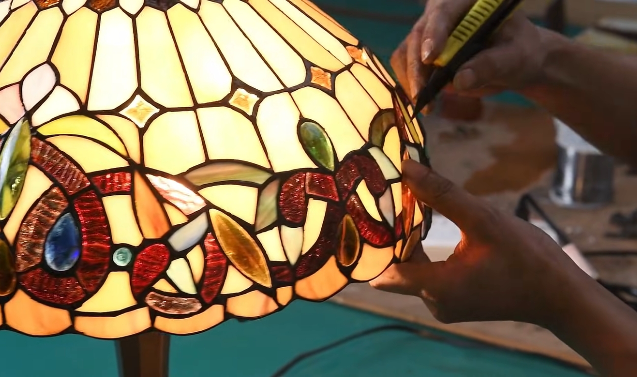 Tiffany Reproduction Lamp (Early 1900s)