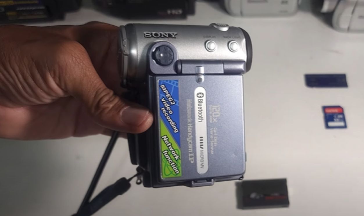 Sony DCR-IP7 MicroMV, The Tiny Tape Wonder