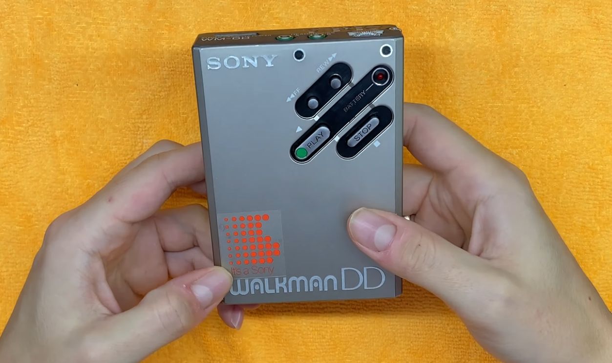 Sony WM-DD Walkman 