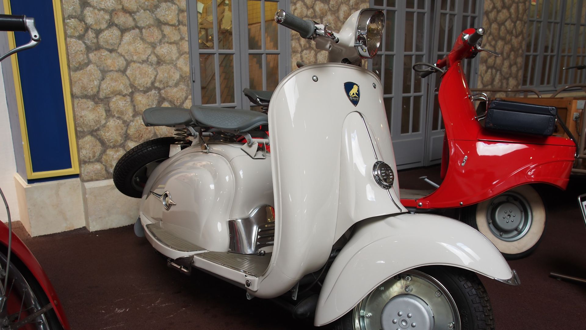 File:Scooter Peugeot S 57 C.JPG