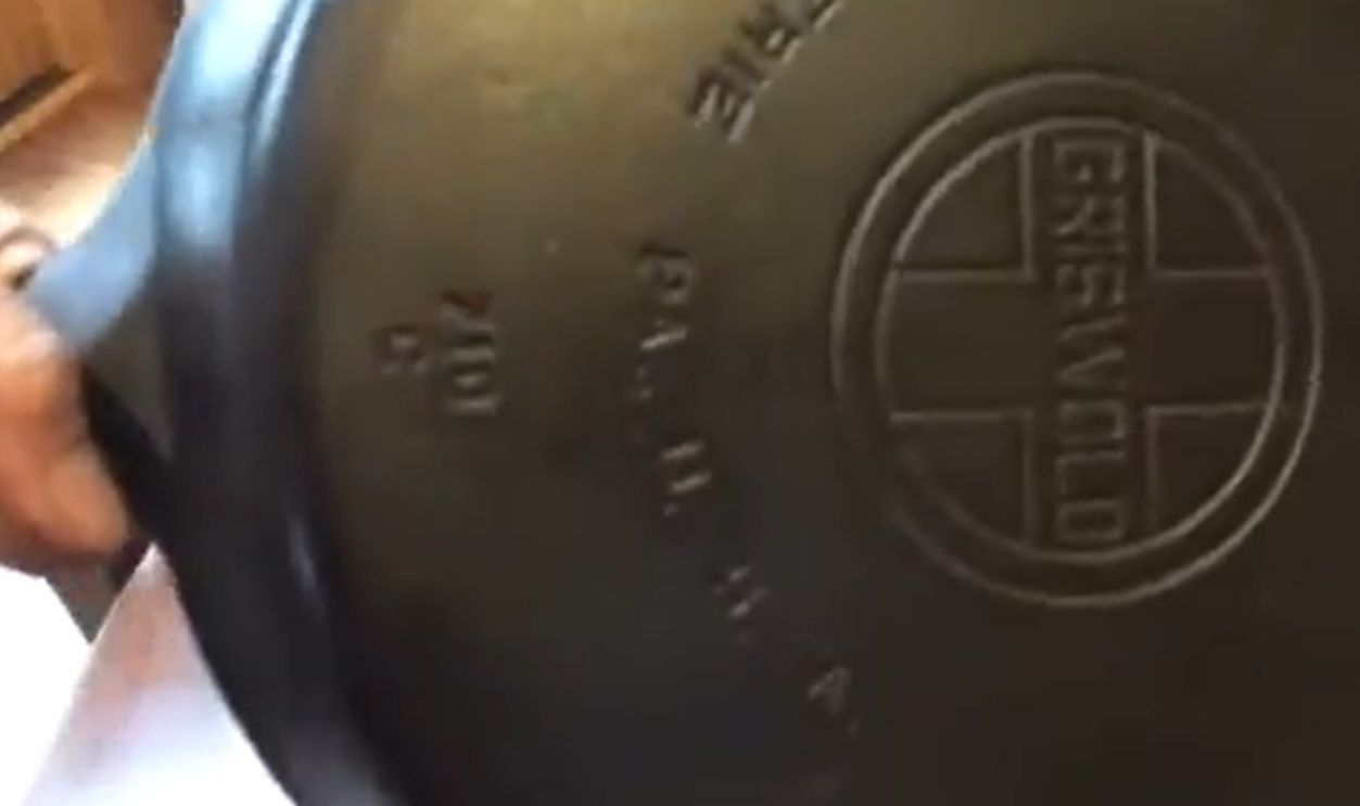 Griswold No. 9 Large Block Logo