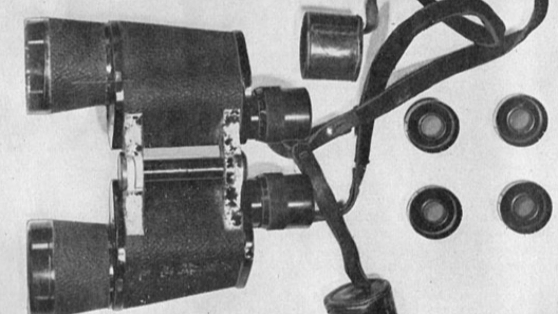 File:Japanese World War II binoculars with filters & case.jpg
