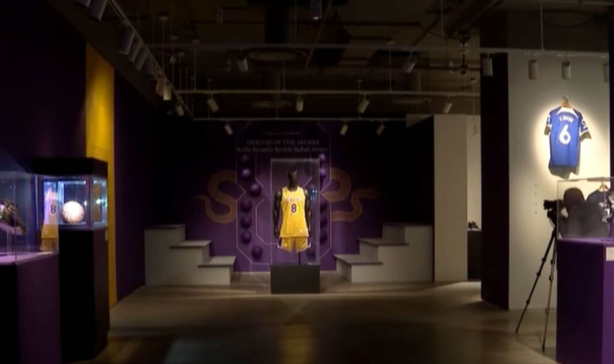 Kobe Bryant’s Rookie / Debut Lakers Jersey