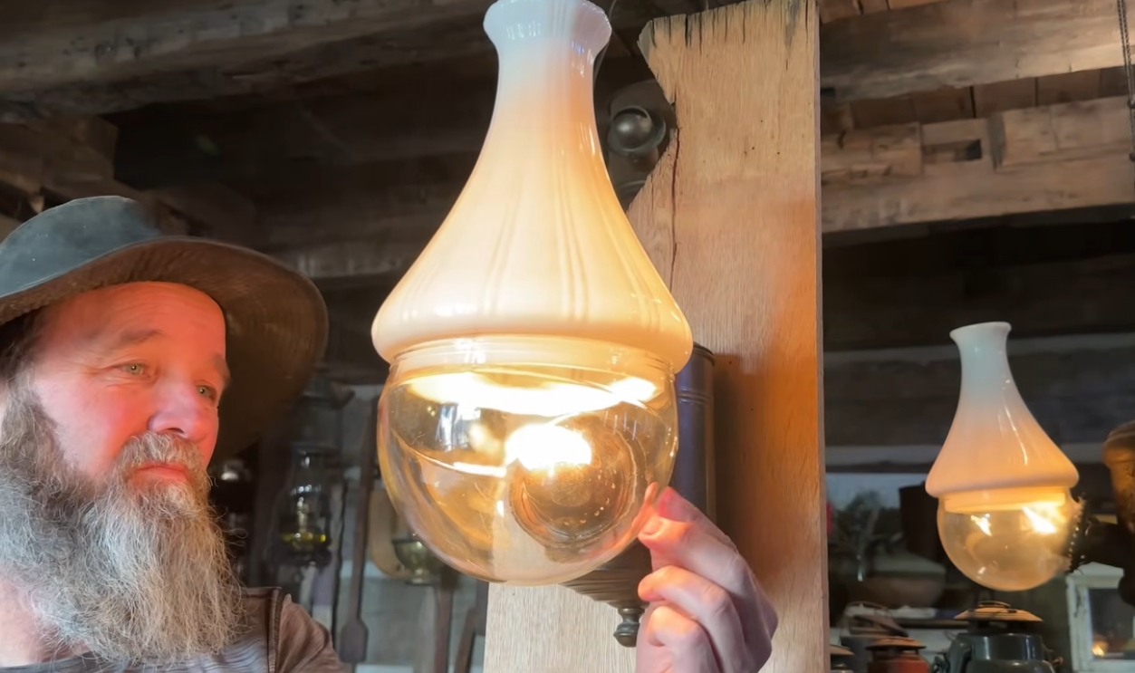 Angle Lamp Co. Hanging Lantern (1910s)