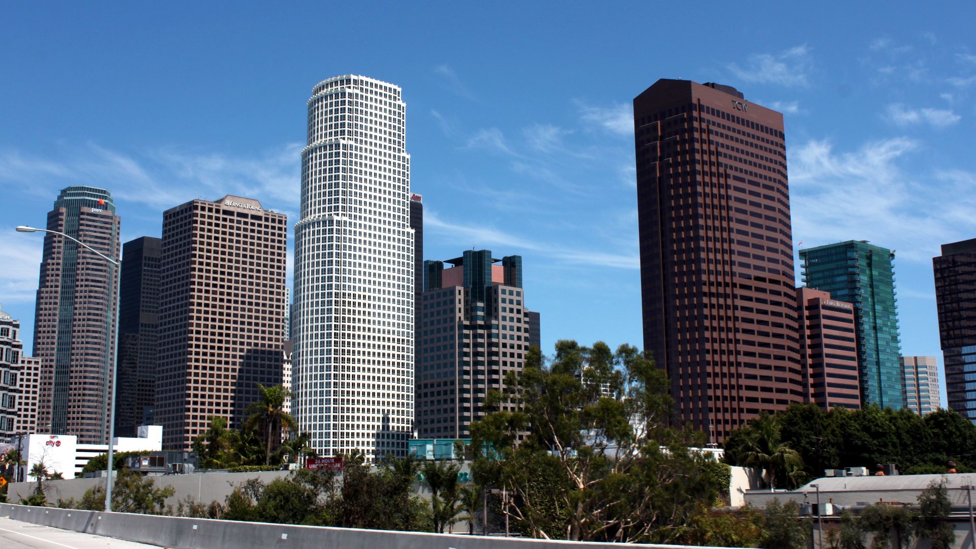 File:Down Town Los Angeles Skyline (9596759335).jpg