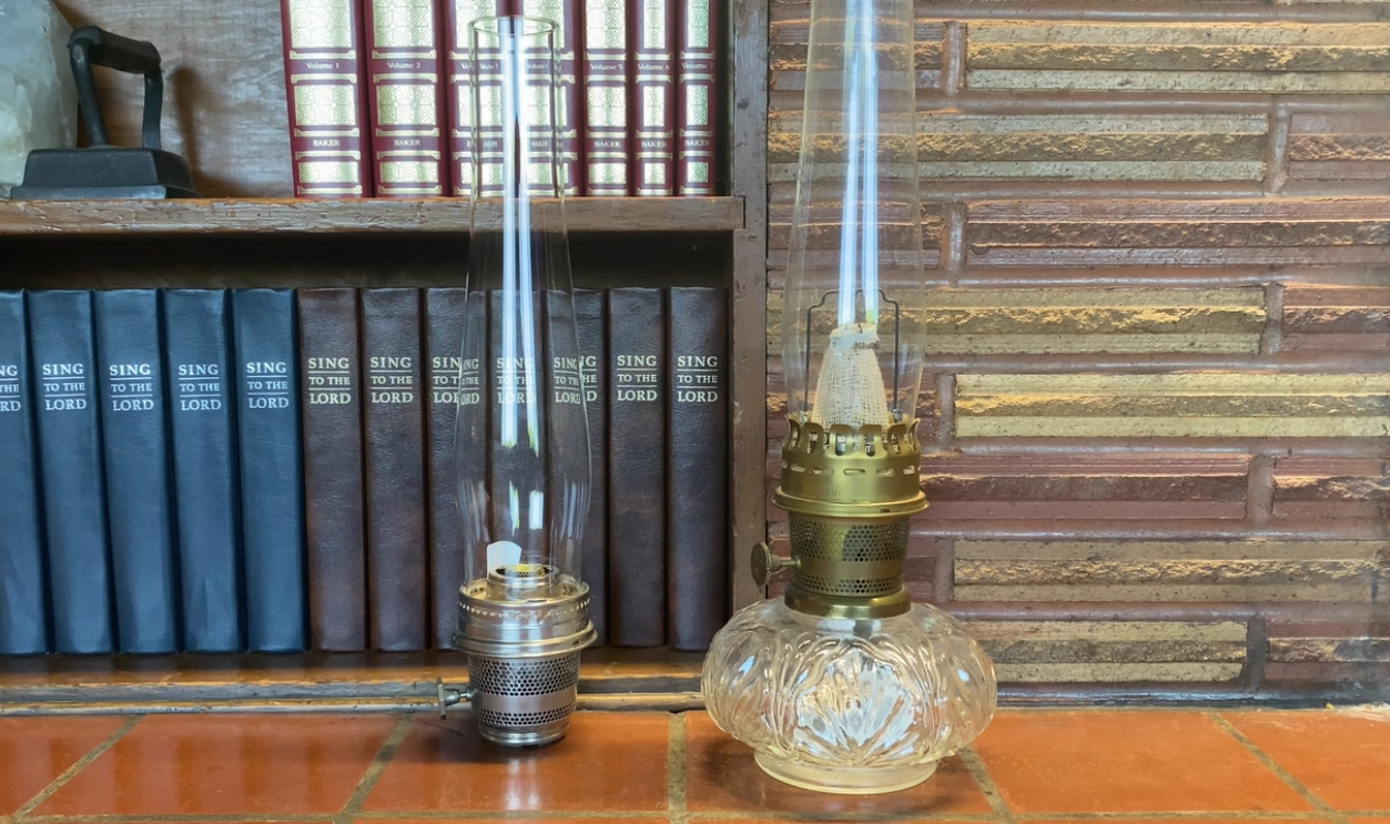 Veritas Aladdin Lantern (UK, 1940s)