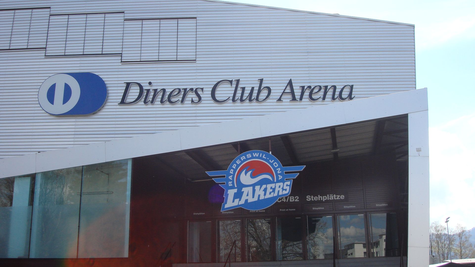 File:Diners-club-arena-002.jpg