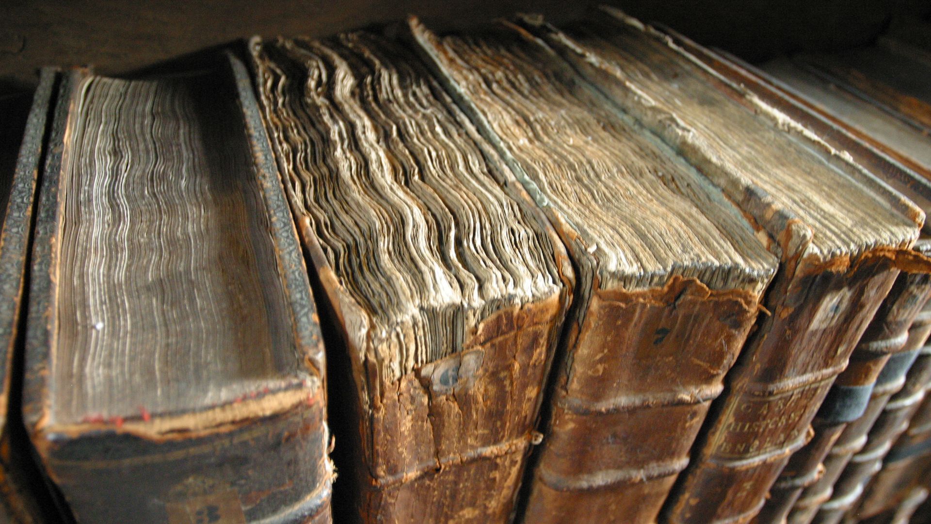 File:Old book bindings.jpg