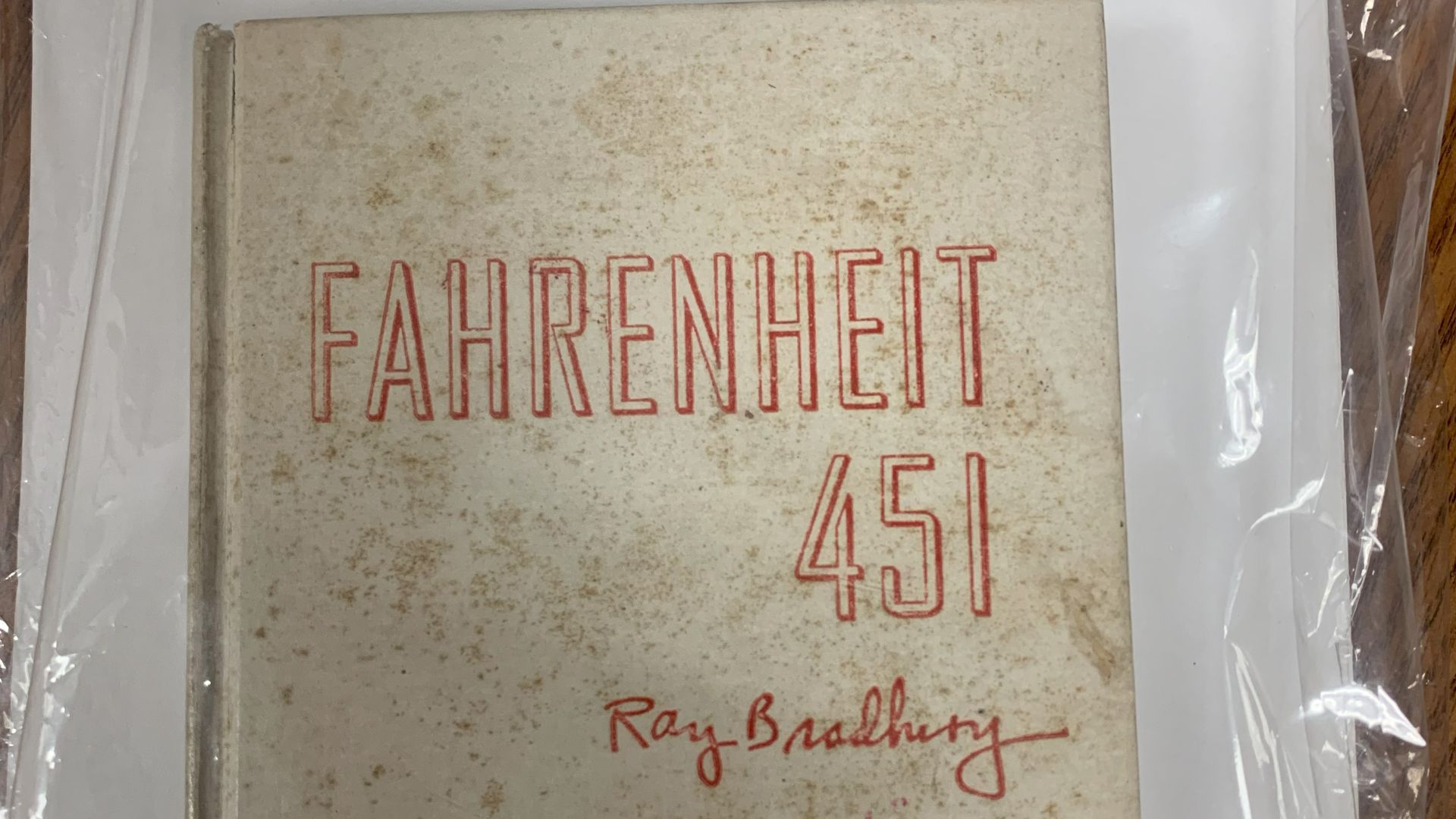 File:Asbestos F451.jpg