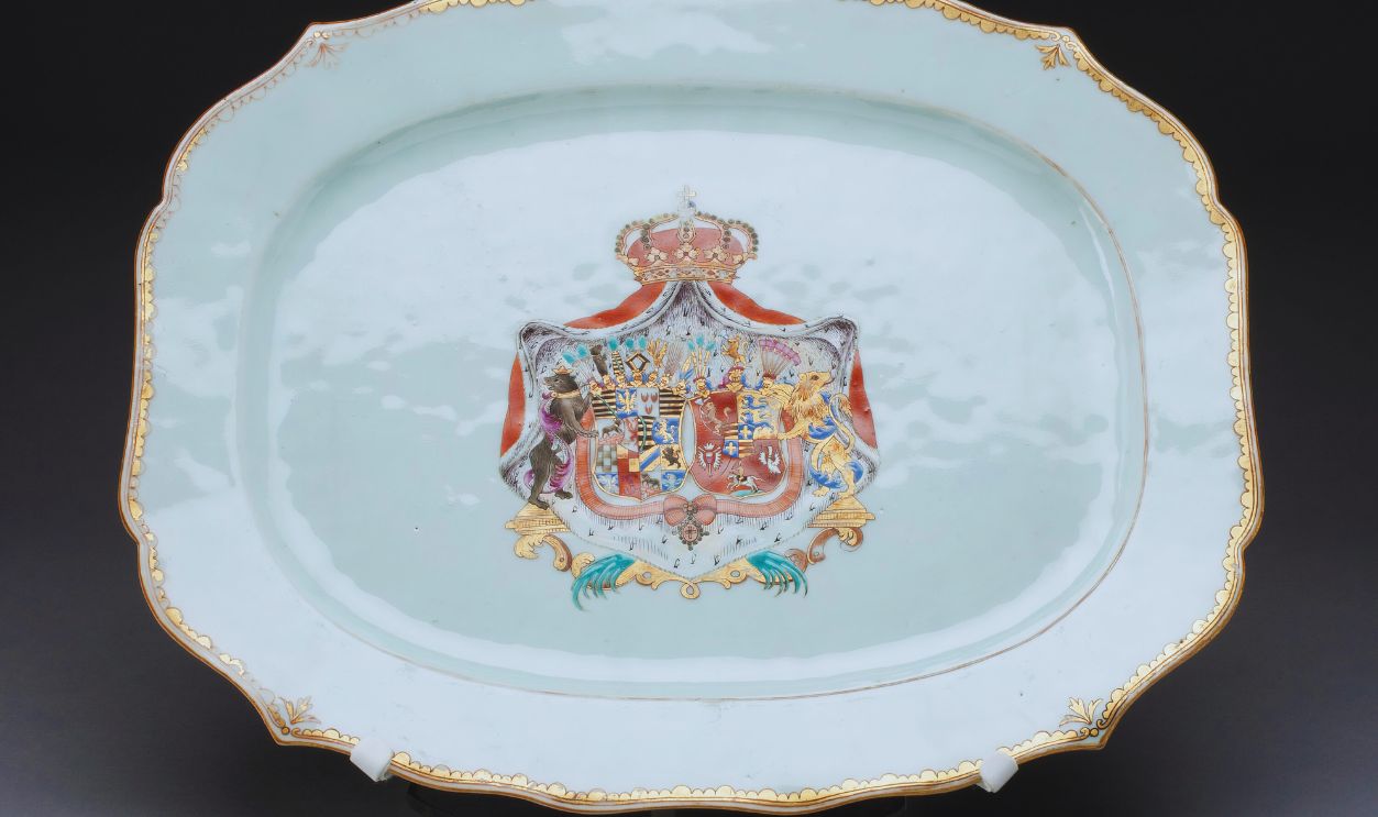 Gettyimages - 1345167416, Platter Platter, Jingdezhen, circa 1750. Artist Jingdezhen Porcelain. 