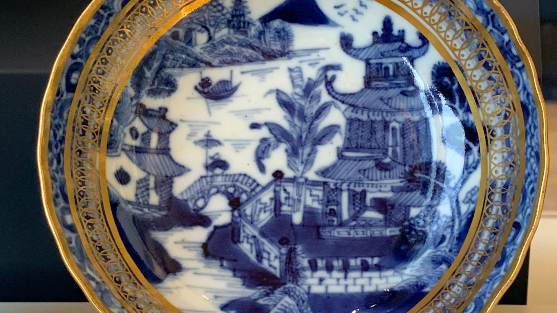 File:China export porcelain soucer.JPG