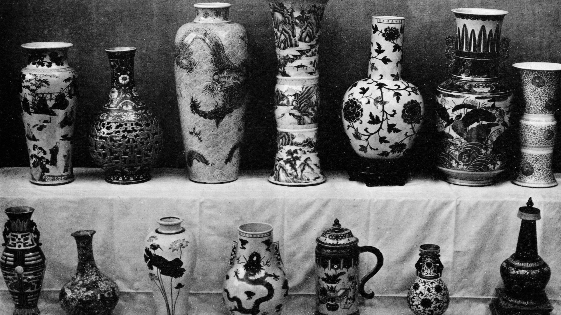 File:ANCIENT CHINESE PORCELAIN WARE.jpg