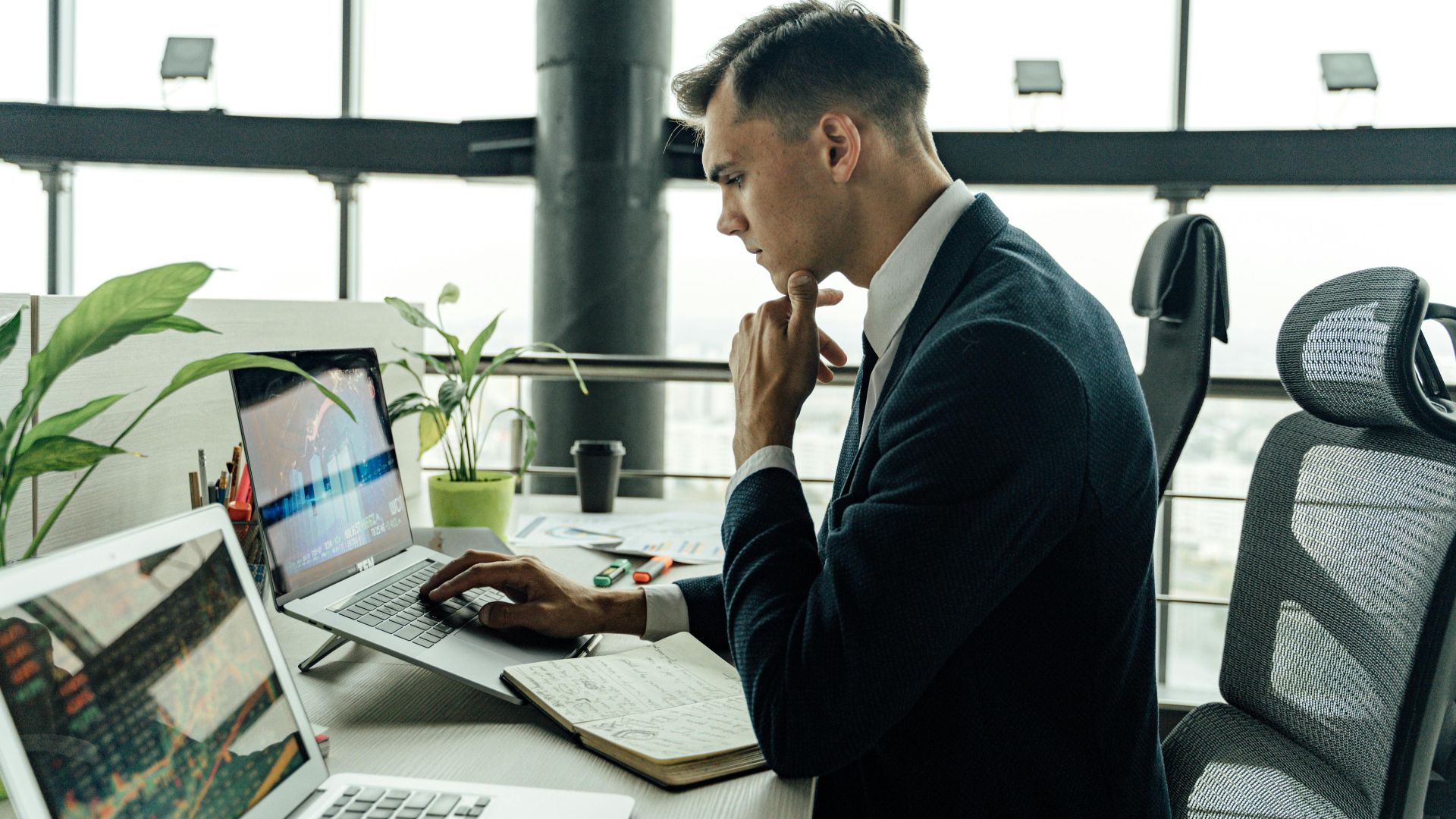 Antoni Shkraba Studio