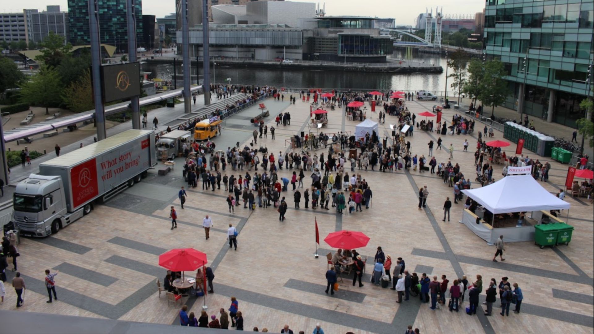 File:BBC Antiques Roadshow filming at Media City 2018.jpg