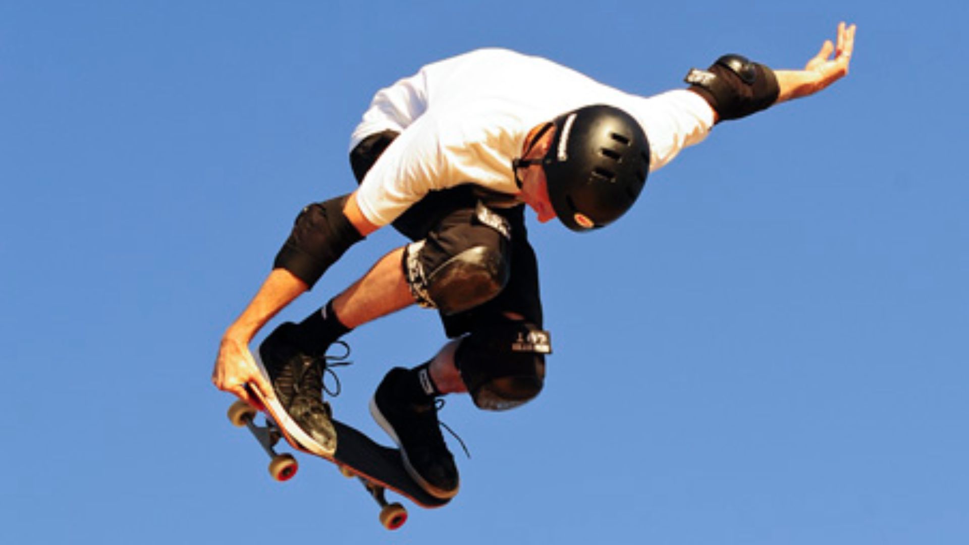 File:BDO Vert Skate Jam @ McCallum Park (5 2 2012) (6971314297).jpg