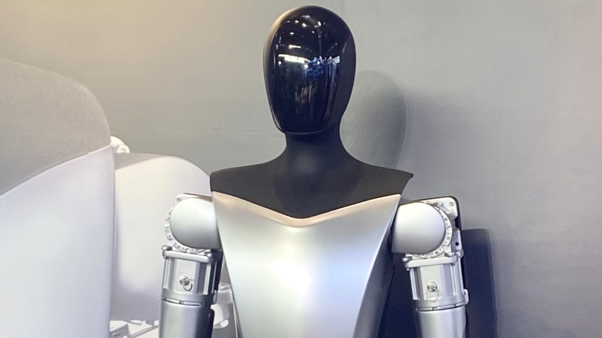 File:Optimus Tesla.jpg