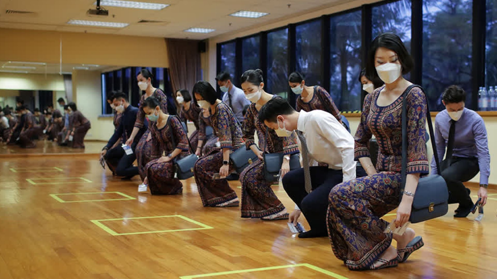 File:Singapore Airlines Flight Attendant trainees undergoing a deportment class.jpg
