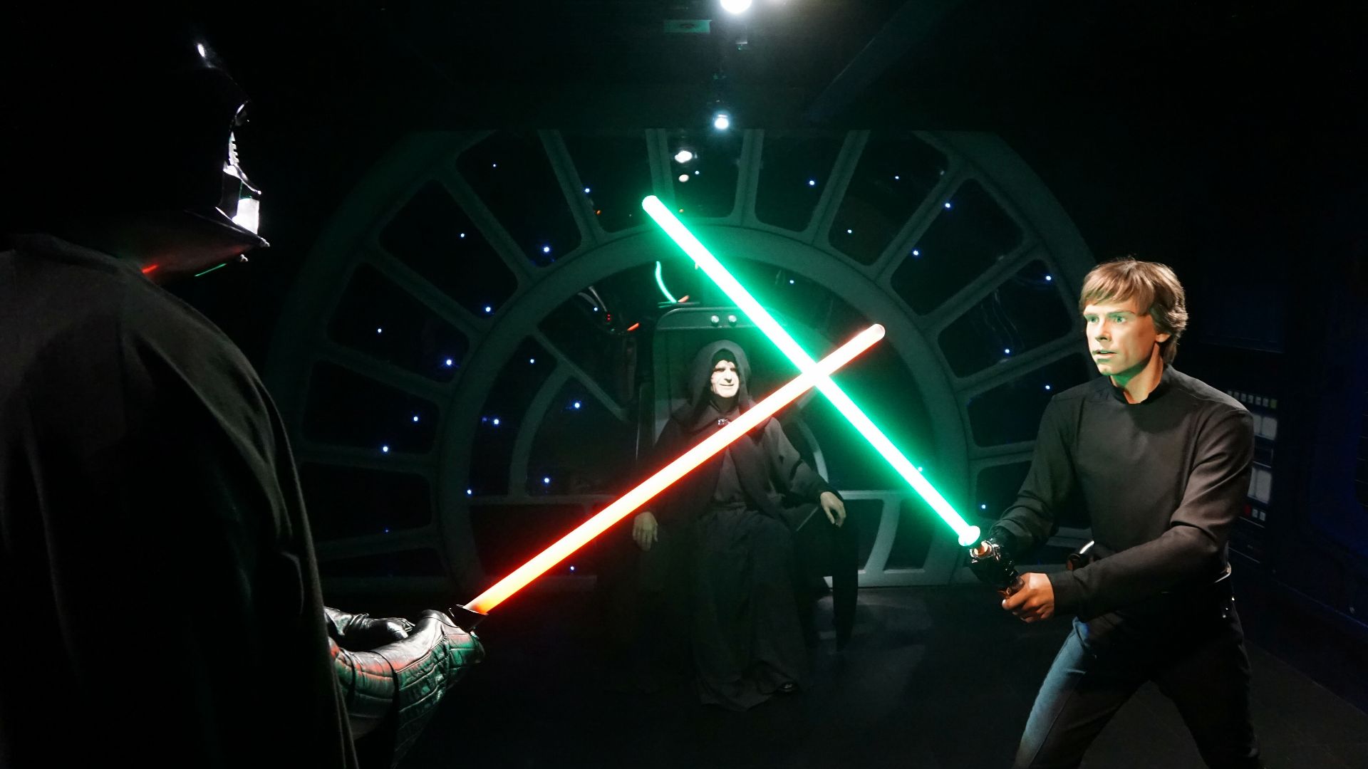 File:Star Wars characters at Madame Tussaud.jpg