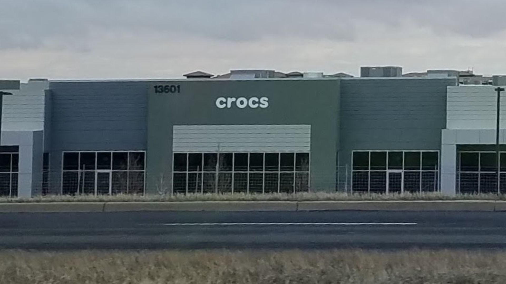 File:New Crocs headquarters, Broomfield, CO.jpg