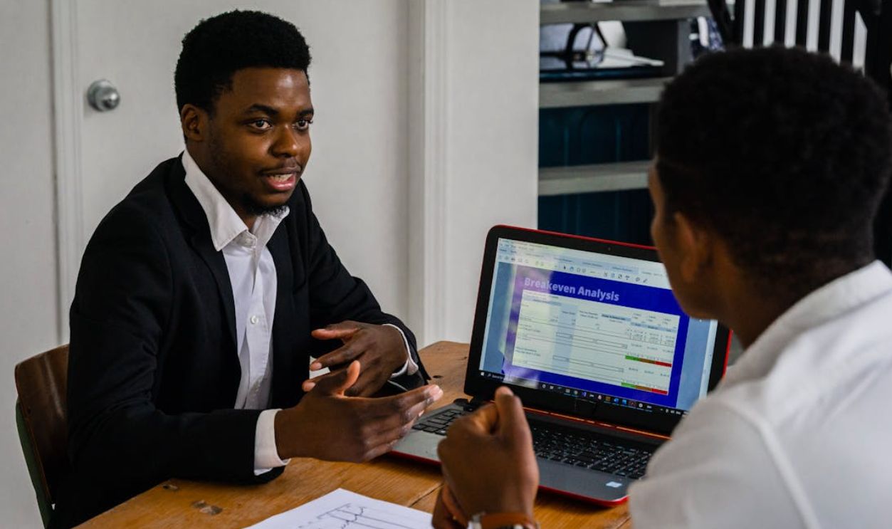 Similarities Between 401(k)s And Traditional IRAs