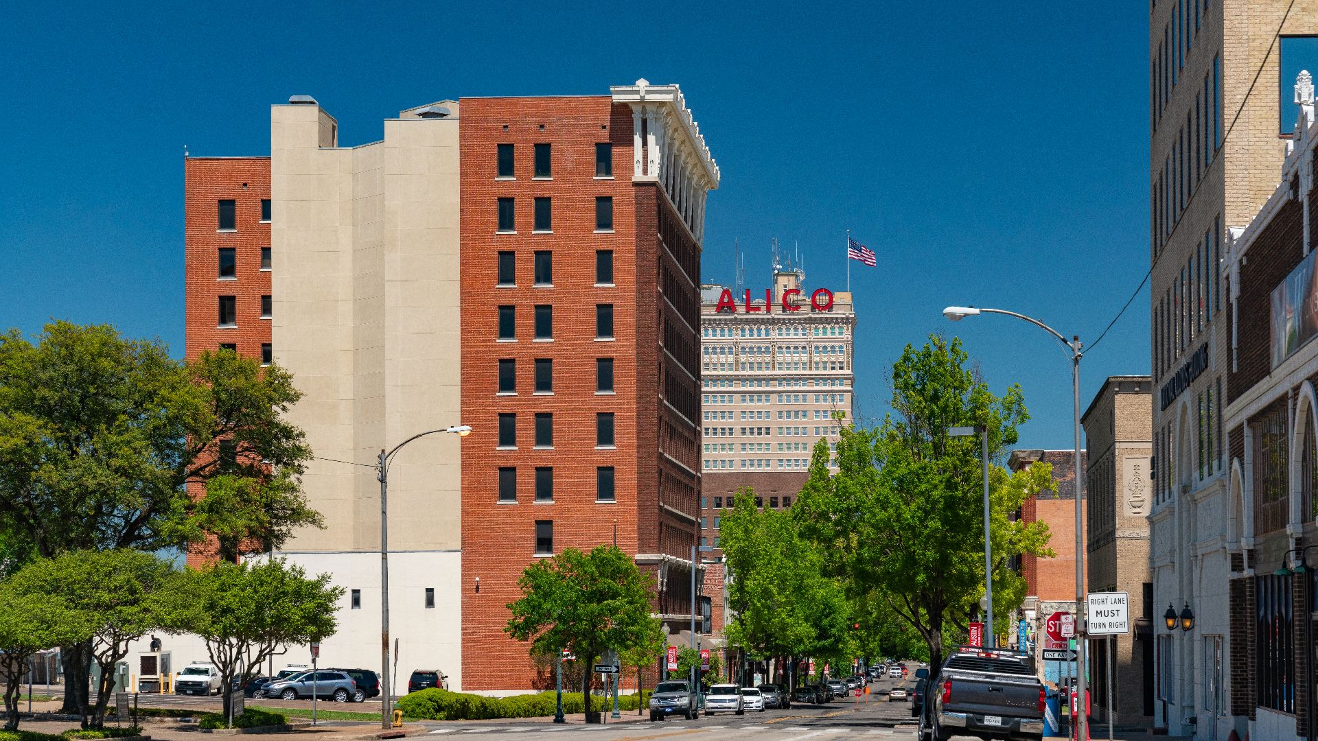 File:Downtown Waco, Texas (47622943371).jpg