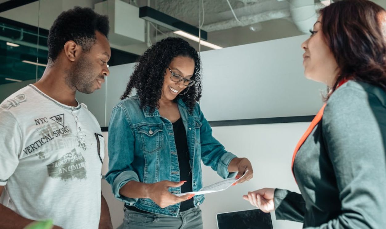 How A 401(k) Lowers Taxable Income Immediately