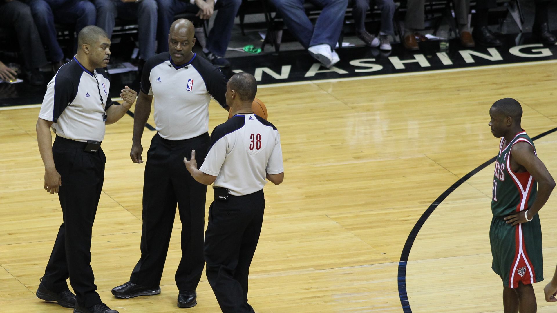 File:Tony Brothers, Haywoode Workman, Michael Smith, Earl Boykins.jpg