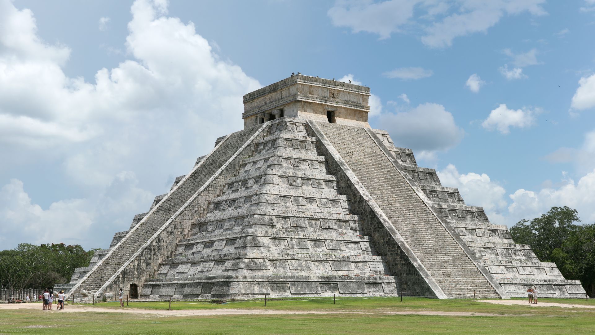 File:Chichen Itza 3.jpg