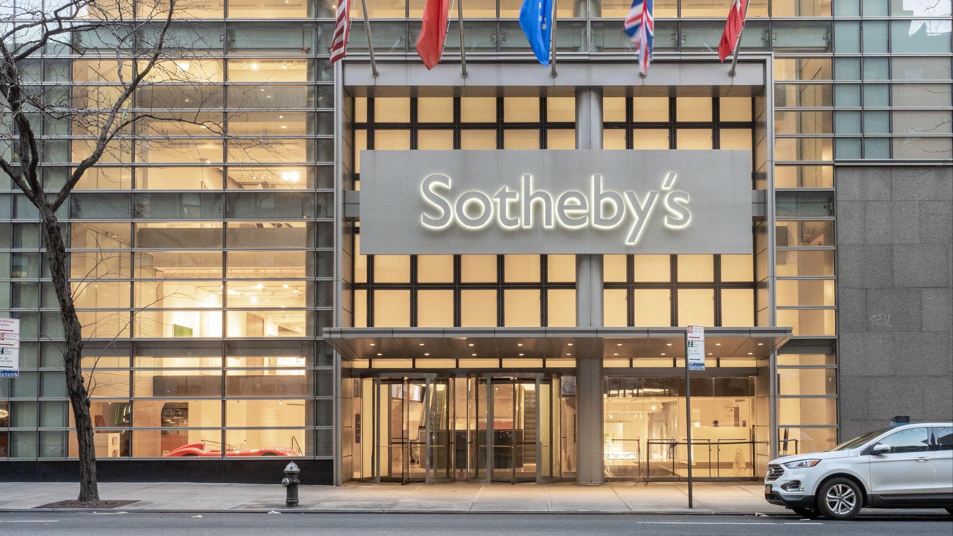 File:Sotheby's (51921999492).jpg