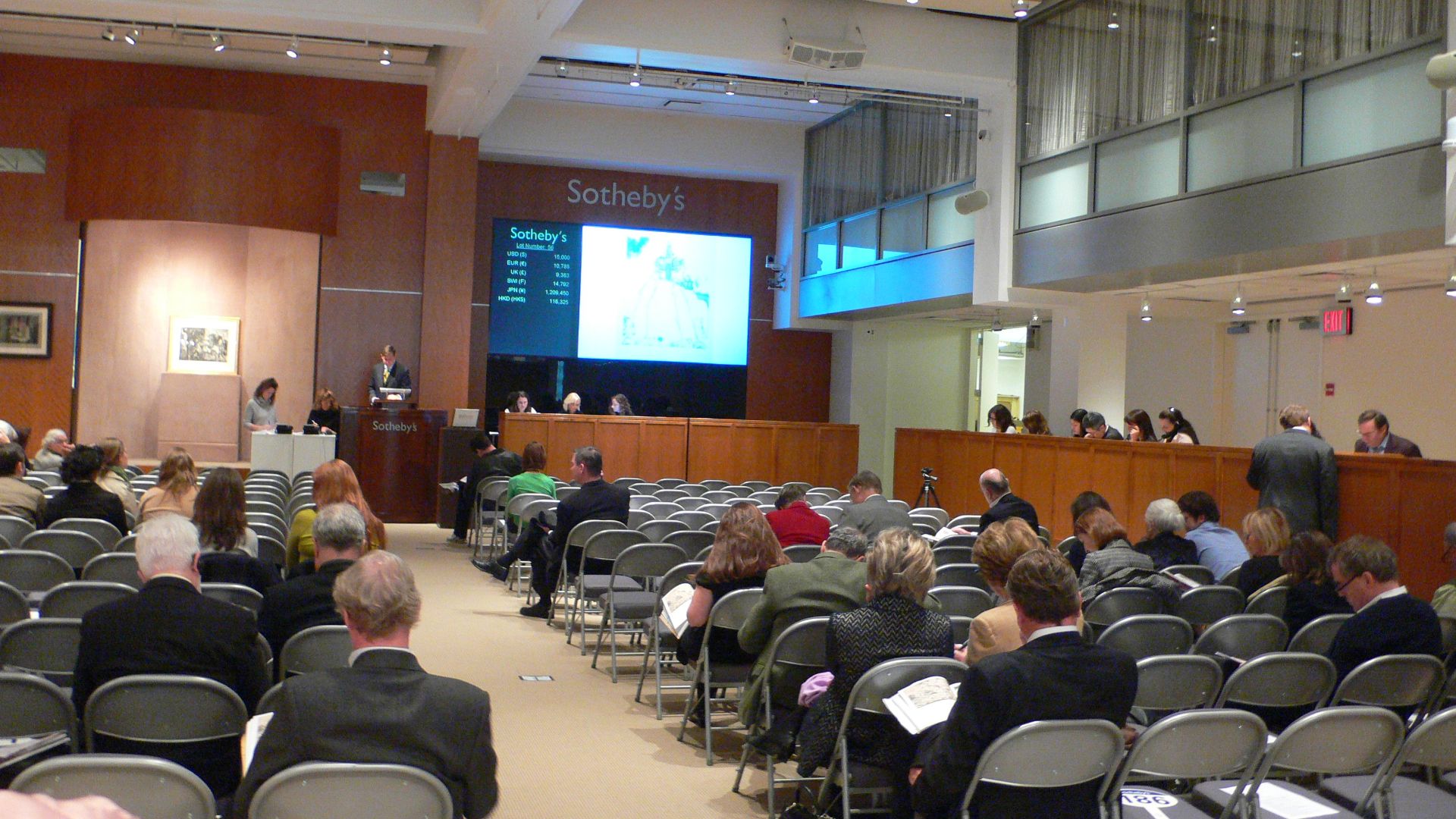 File:The auction hall at Sotheby's.jpg