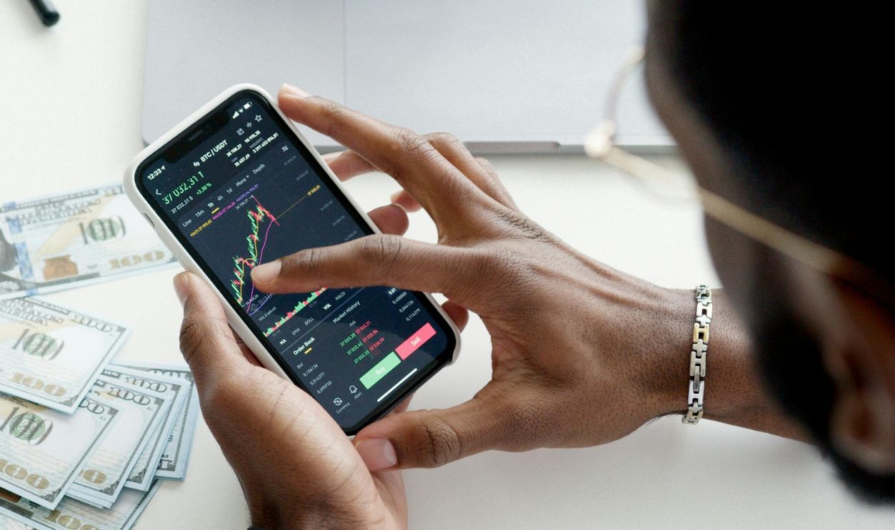 The Long-Term Power Of Letting Savings Grow