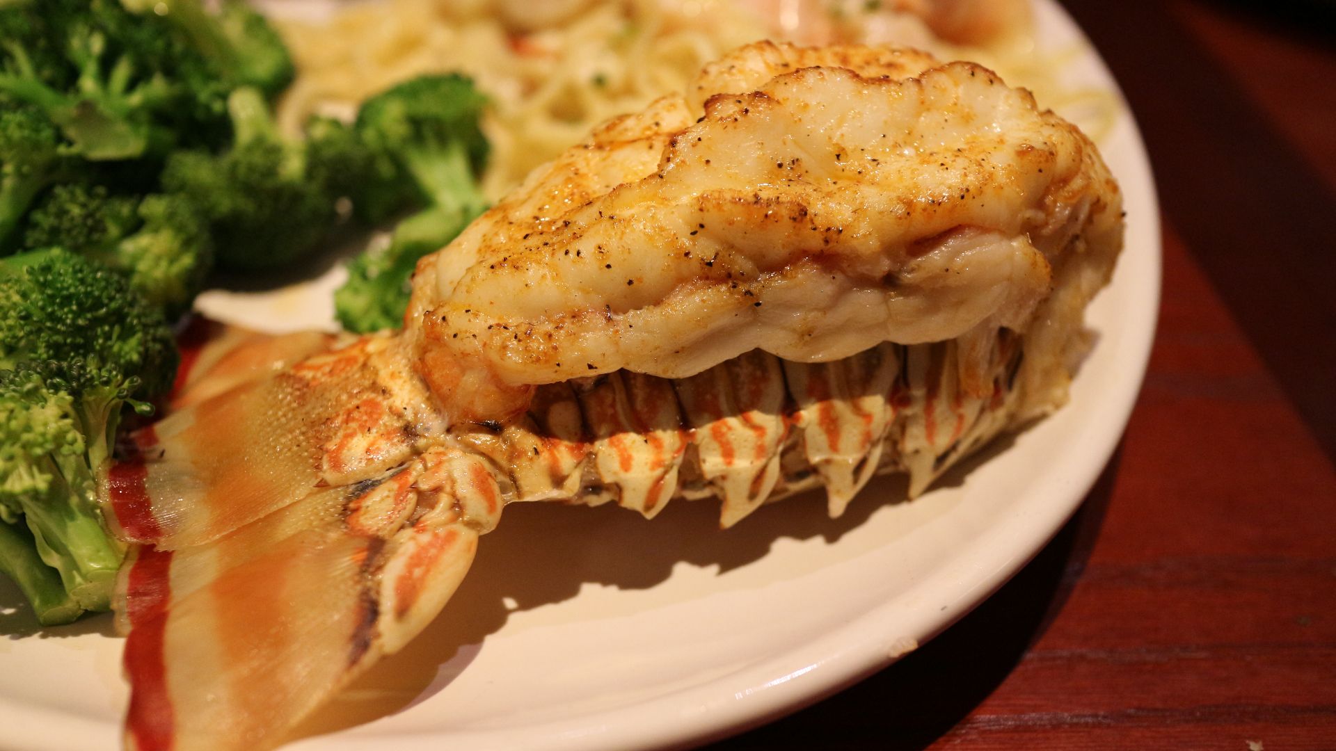 File:Red Lobster - Rock Lobster Tail (16867370282).jpg