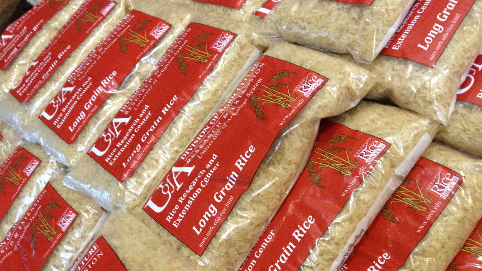 File:Bags of UA Extension rice.jpg