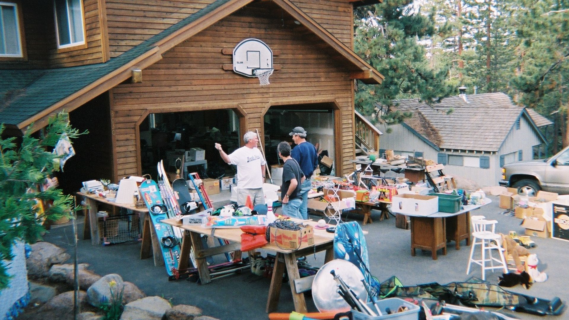 File:Yard Sale Northern CA 2005.JPG