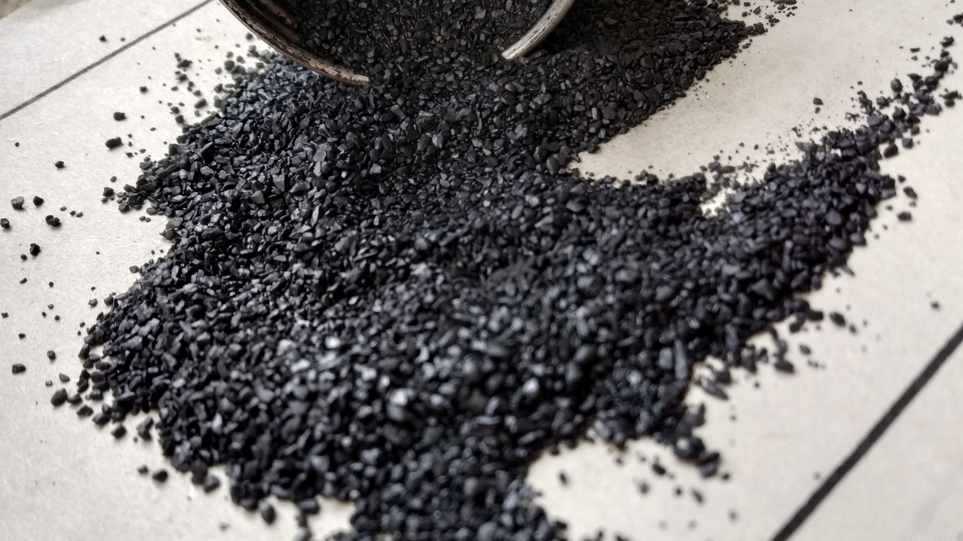 File:Barut 2346918 01.jpg