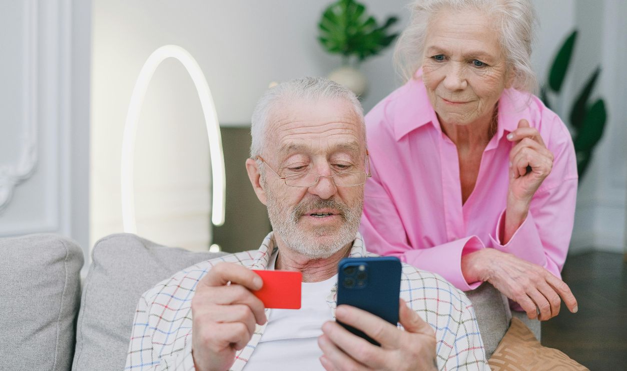 Retired couple shopping