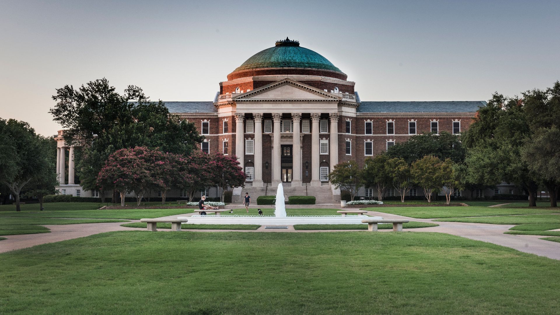File:Dallas Hall on the campus of Southern Methodist University, Dallas, Texas LCCN2015630915.jpg