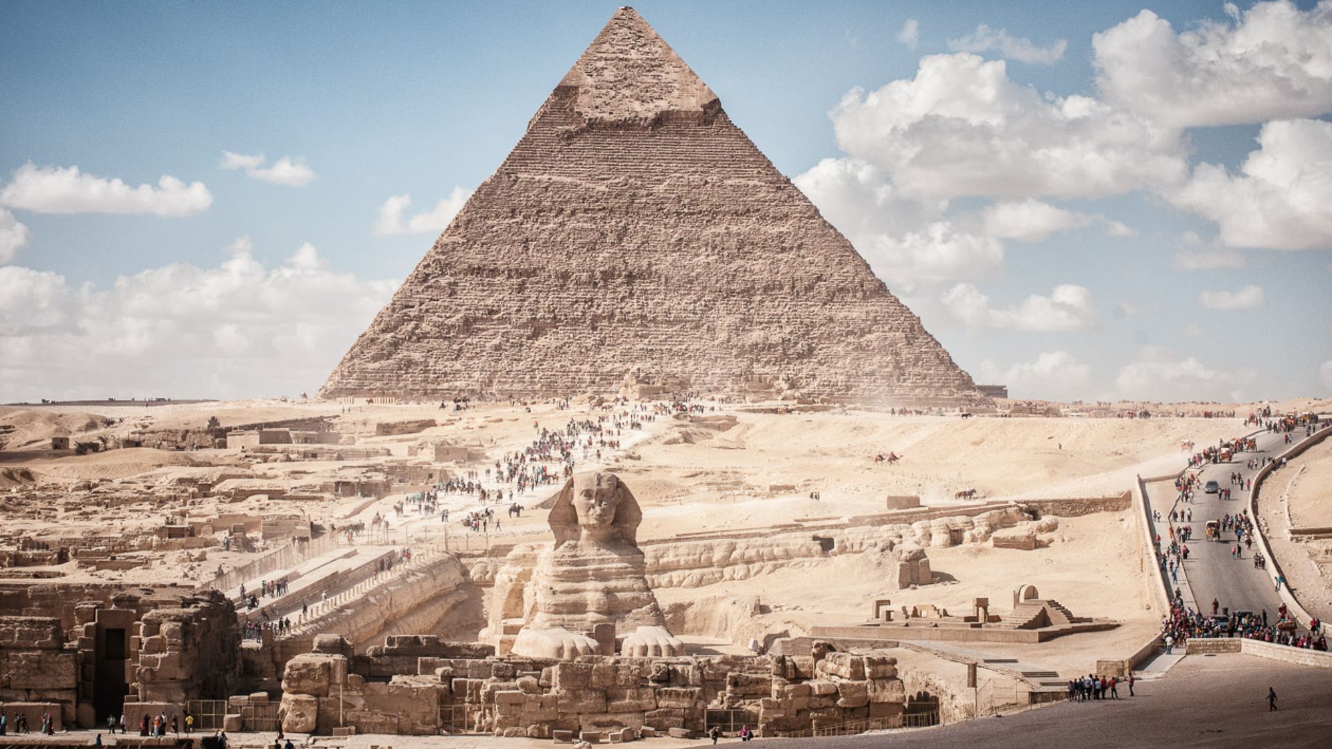 File:Pyramid of Khafre and Sphinx, Giza, Greater Cairo, Egypt.jpg