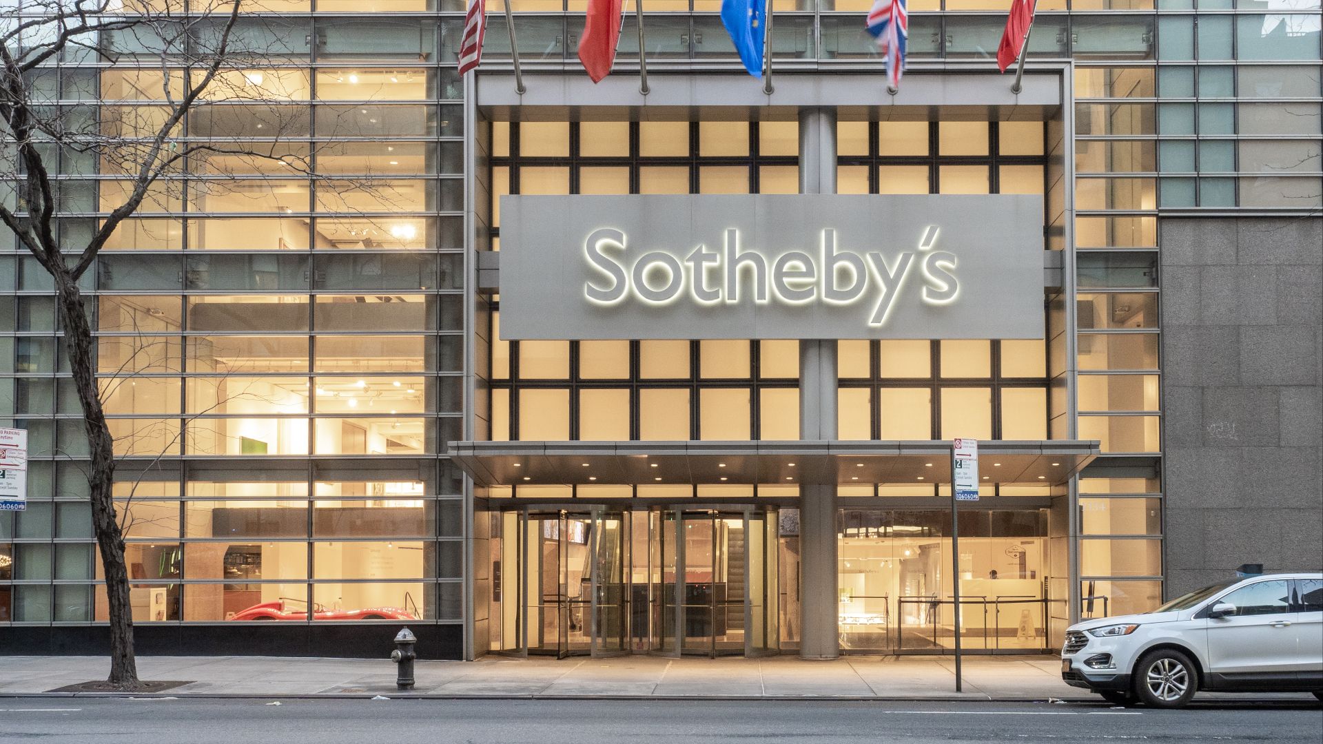 File:Sotheby's (51921999492).jpg