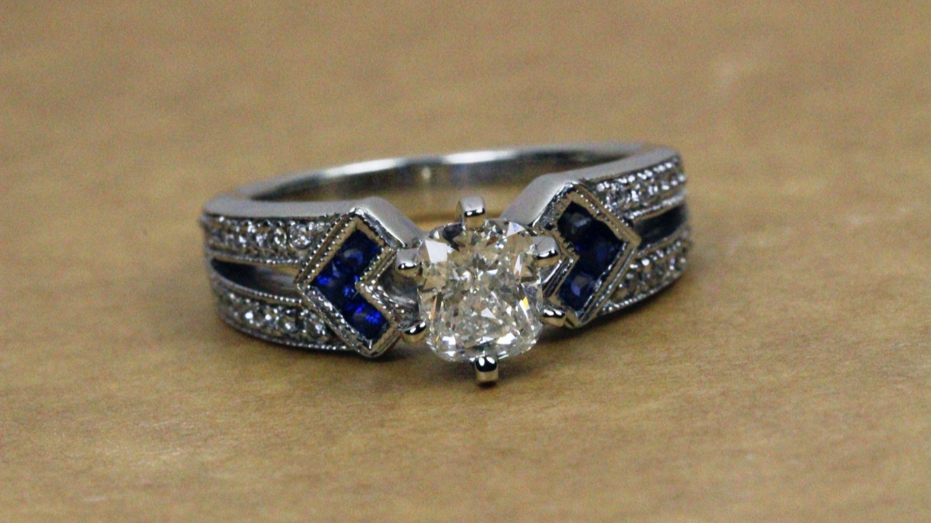 File:Vintage antique diamond sapphire engagement rign.jpg