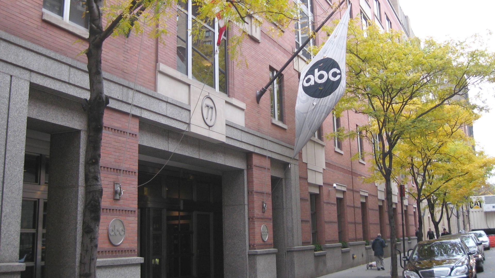 File:ABC 77 W66 jeh.JPG