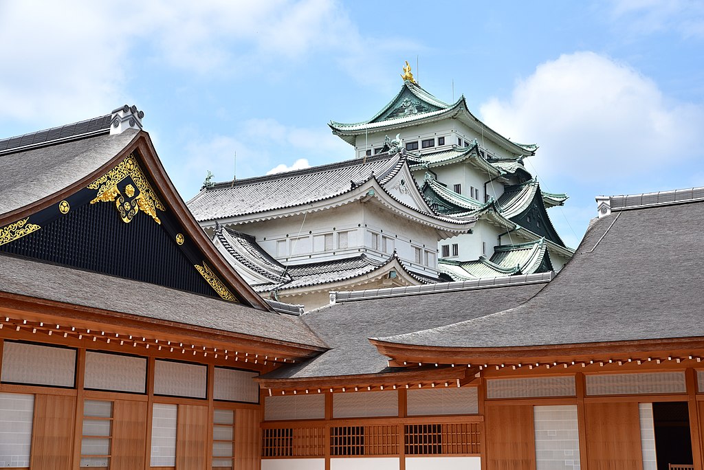 The keep of Nagoya Castle & the Honmaru Palace at Aichi Prefecture