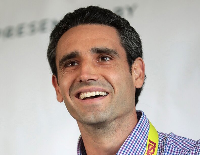 Ernest Garcia III speaking at an event in Scottsdale, Arizona.