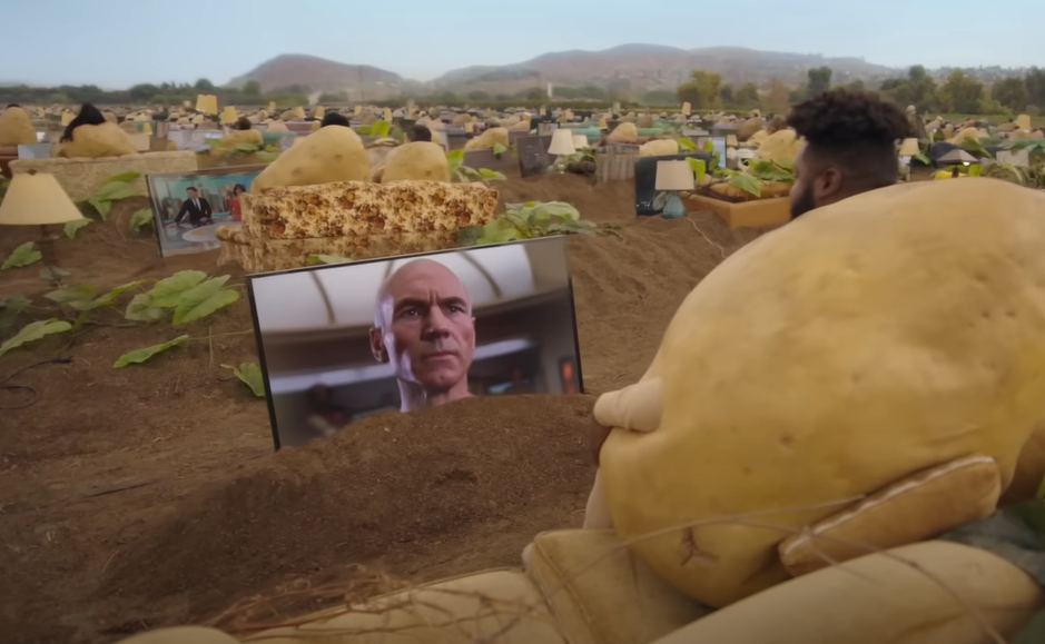 Pluto TV: Couch Potato Farms (2024)