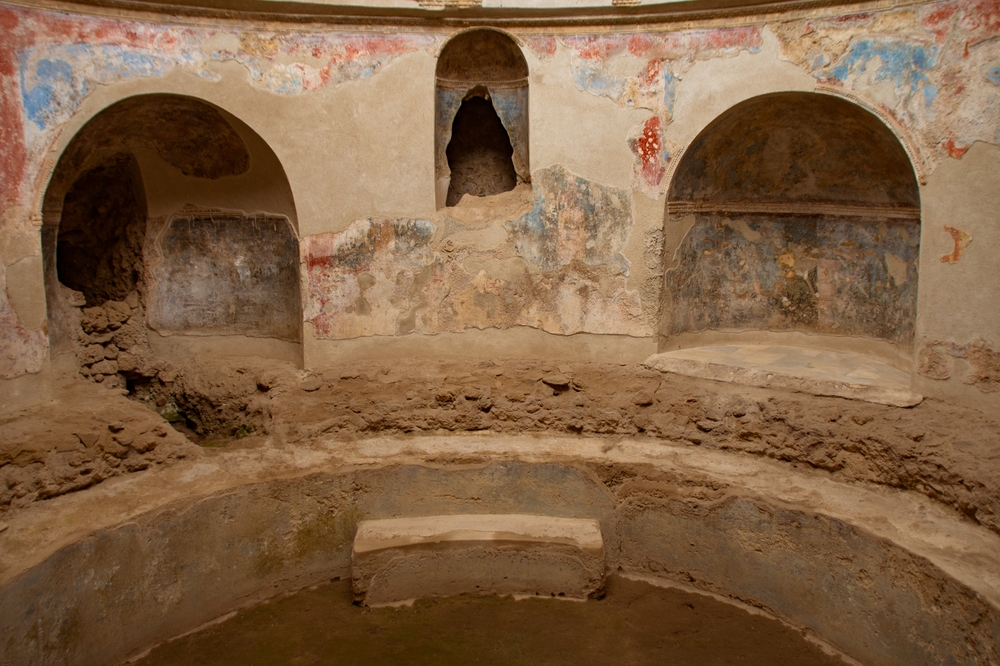 pompeii bath