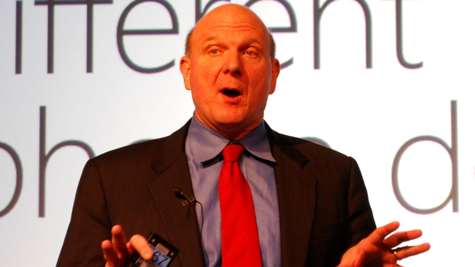File:Steve Ballmer MWC 2010.jpg