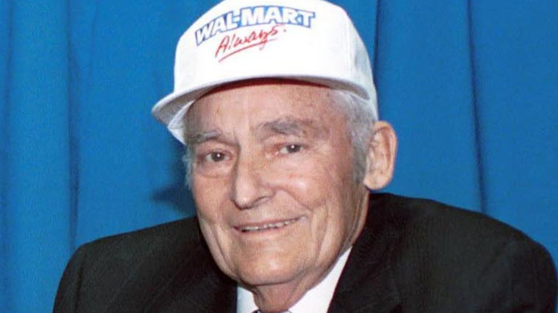 File:Sam Walton (1992).jpg